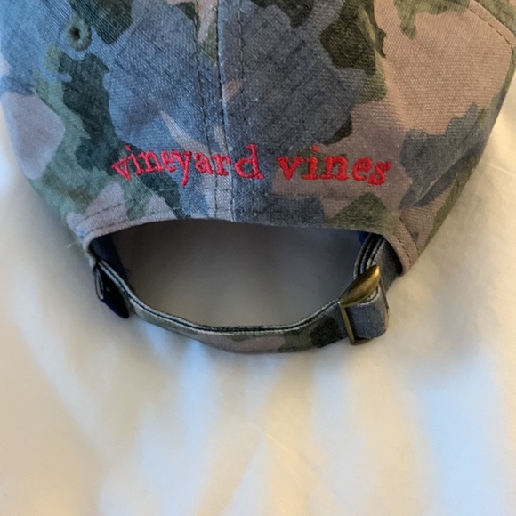 Vineyard Vines baseball hat - Picture 3 of 4